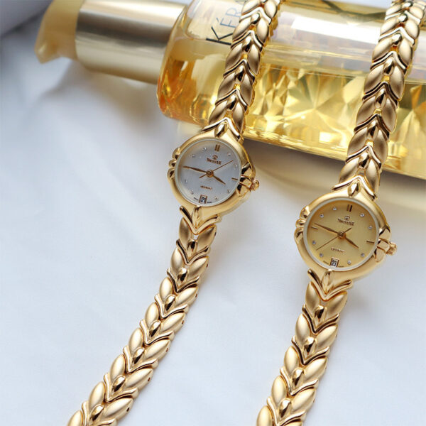 Retro Minority Round Senior Placer Gold Bracelet Women's All-match Small Gold Watch - Image 2