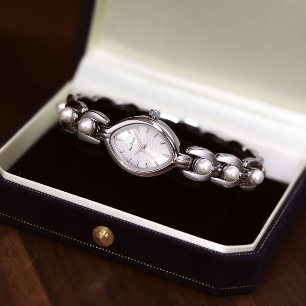 Mid-ancient Light Luxury Imitation Pearl Elegant Women's Watch - Image 2