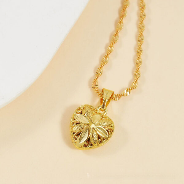 Heart-shaped Necklace Ethnic Style Hollow Chicken Hearts Gold Plated - Image 2