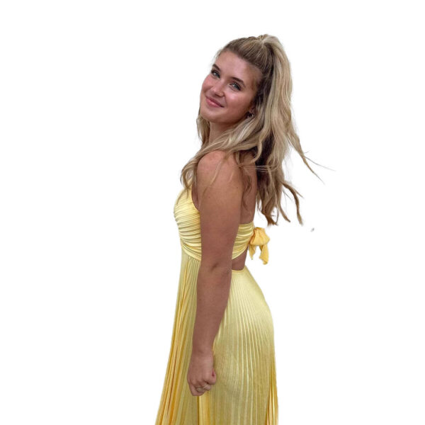 Women's Sling Pleated V-neck Sexy Lace-up Solid Color Dress - Image 6