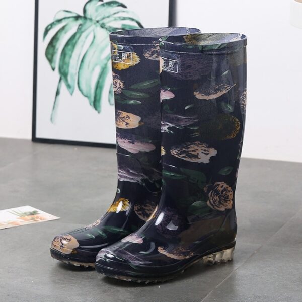 Women's Floral Knee-high Rain Boots Long Non-slip Wear-resistant Rain Boots - Image 7