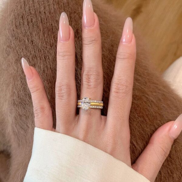 Twin Same Brushed Big Diamond Row Diamond Ring - Image 4
