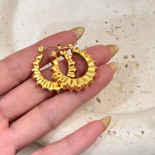 18K Real Gold Plated Titanium Steel Vintage Retro Gear Dancer Simple Earrings - Image 6