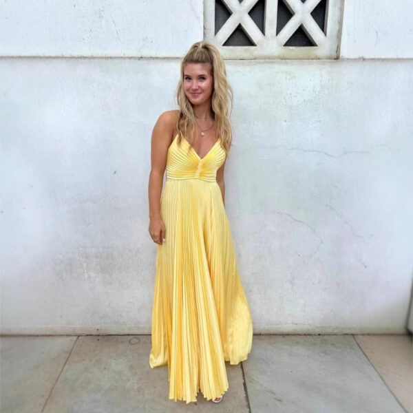 Women's Sling Pleated V-neck Sexy Lace-up Solid Color Dress