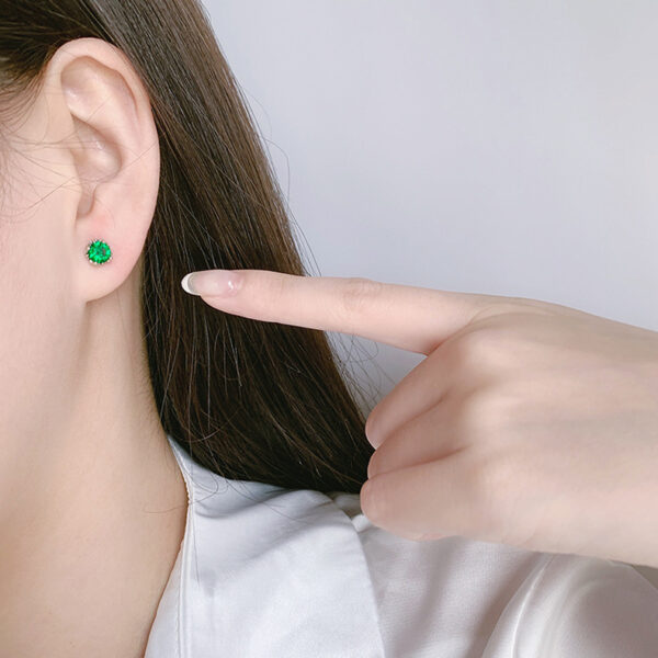 High-grade S925 Sterling Silver Screw Stud Earrings Emerald Zircon - Image 3