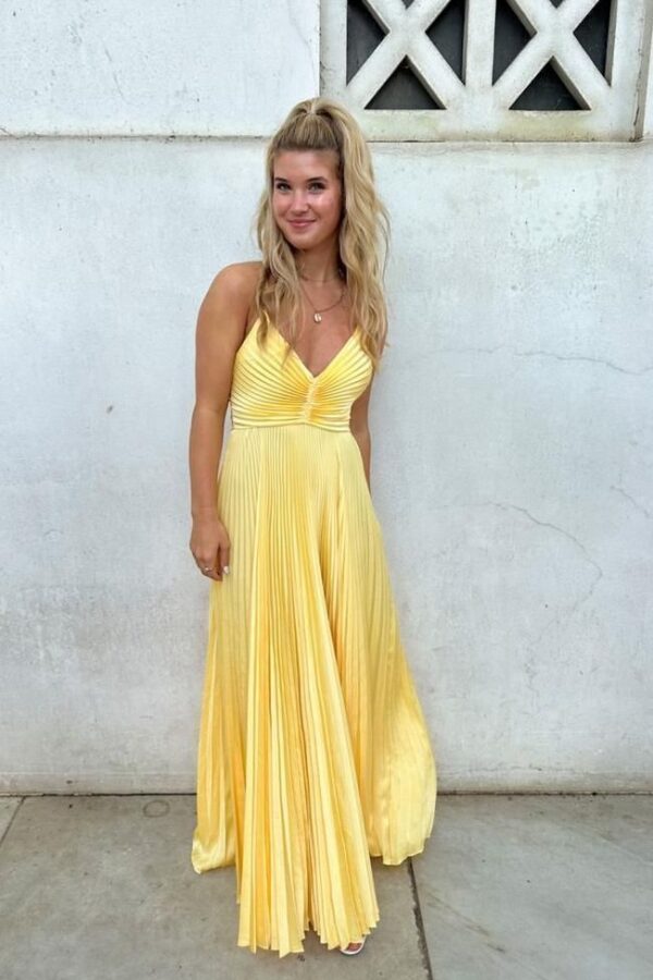 Women's Sling Pleated V-neck Sexy Lace-up Solid Color Dress - Image 5